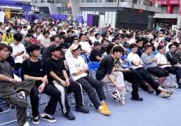 大湾区电竞迷再聚(jù)万江，LOL峽(xiá)穀(gǔ)传奇觀(guān)赛派对落幕