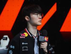 Faker認(rèn)为T1四(sì)名队友是(shì)最强的LOL选手(shǒu)