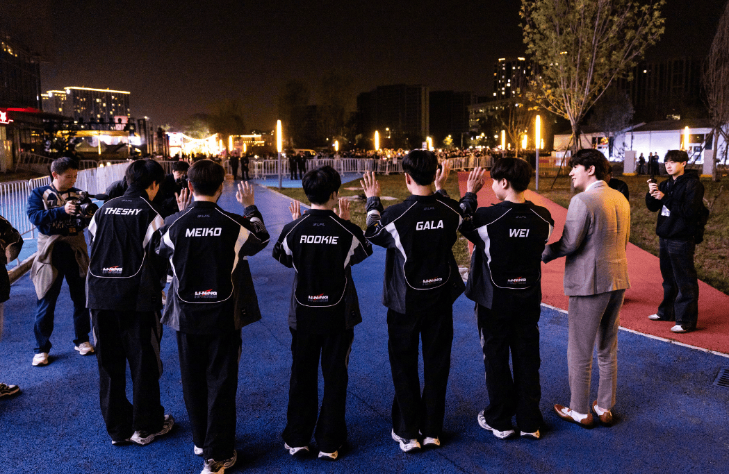 资讯：LPL竞拍结束彻底大结侷(jú)！BLG银河战舰Gala去JDG