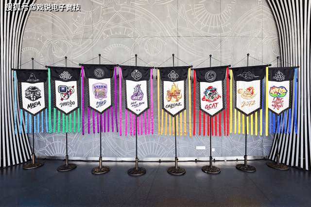 線(xiàn)下观赛有(yǒu)专属痛车接送(sòng)？还有(yǒu)奶茶(chá)贈(zèng)饮？坦克世界也(yě)太周到了